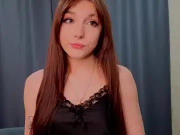 Oliviahoresnev  live sex cam