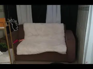 Petit_soflexx  live sex cam
