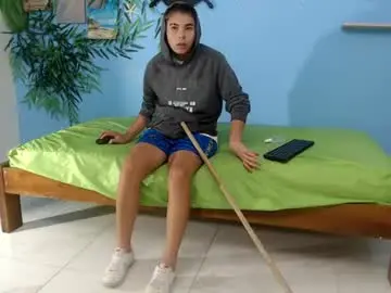 Skinny18sexy  live sex cam