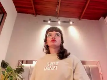 Vianylove  live sex cam