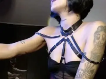 Vittoria_romano  live sex cam