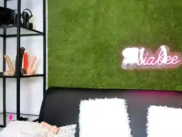 Alexisbanx  live sex cam