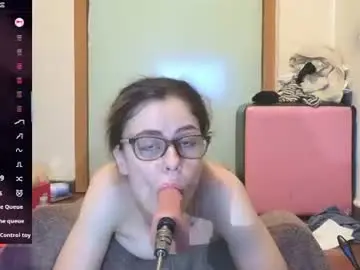 Anna_squirt69  live sex cam