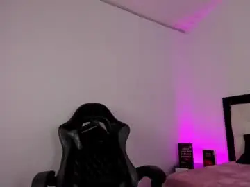 Barbieteeen  live sex cam