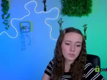 Briellebright  live sex cam