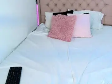 Cheerry_moon  live sex cam