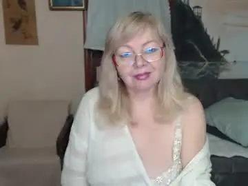 Evelynloveshy  live sex cam