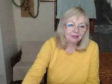 Evelynloveshy  live sex cam