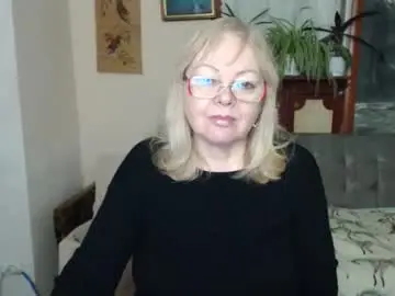 Evelynloveshy  live sex cam