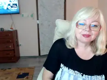 Evelynloveshy  live sex cam