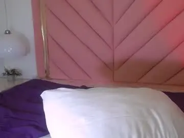 Gracceloret  live sex cam