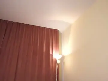 Hanamcrorie  live sex cam