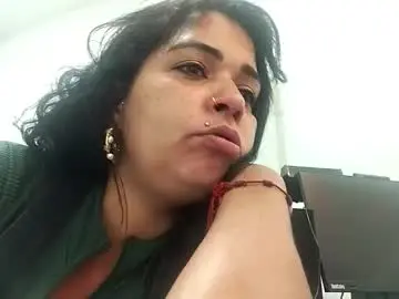 Janiareid  live sex cam