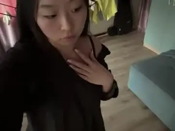 Lennaguzzardo  live sex cam