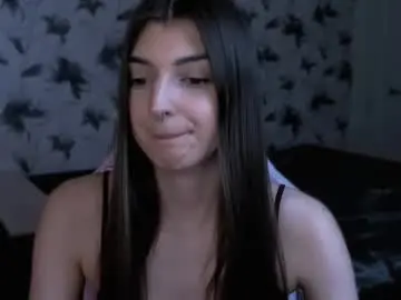 Lilushinee  live sex cam