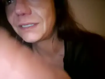 Lindy922943  live sex cam