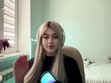 Olivesaller  live sex cam