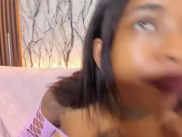 Pauline_fox  live sex cam