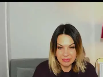 Vespertop  live sex cam
