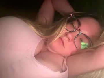 X_dreamgirl_x  live sex cam