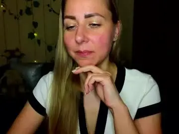 Alicewonderkiss  live sex cam