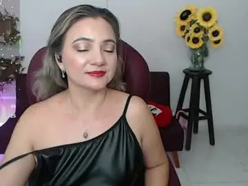 Ana_hotmilfx  live sex cam