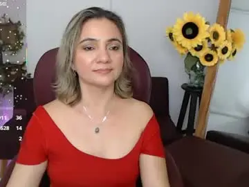 Ana_hotmilfx  live sex cam