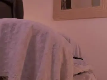 Erikabenz  live sex cam