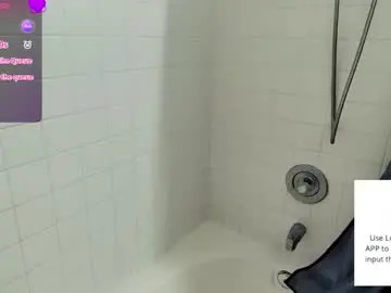 Foxafterdark  live sex cam