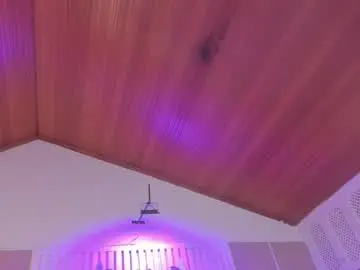 Kailythompson_  live sex cam