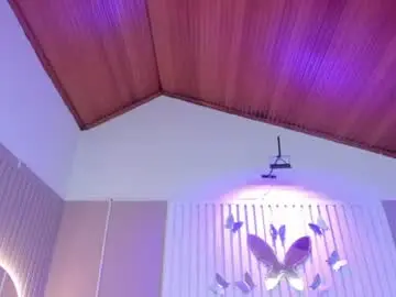 Kailythompson_  live sex cam