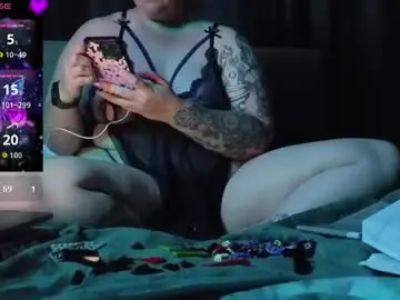 Mysterevictoeria  live sex cam