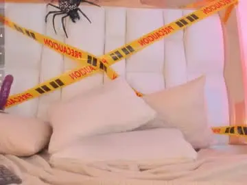 Naandalopez  live sex cam