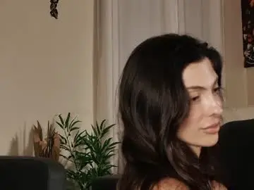 Ormary  live sex cam