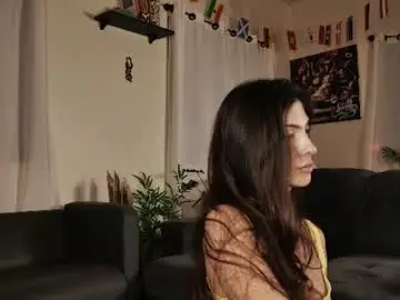 Ormary  live sex cam