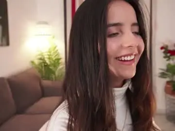 Raychell_black  live sex cam