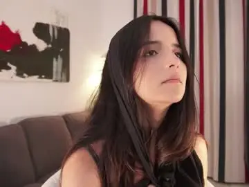 Raychell_black  live sex cam