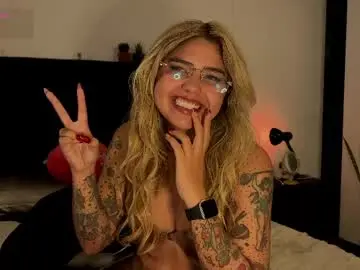 Whites_emma  live sex cam