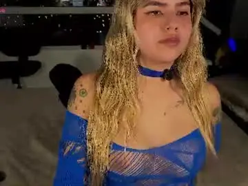 Whites_emma  live sex cam