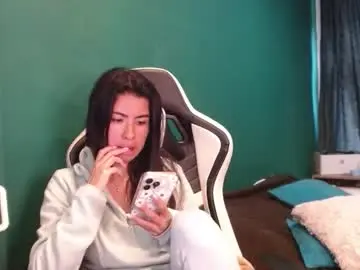 Alice_middle01  live sex cam