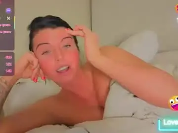 Angel_ique  live sex cam