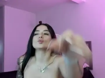 Carolinasnt21  live sex cam