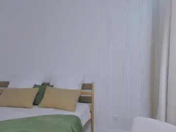 Charminglookeva  live sex cam