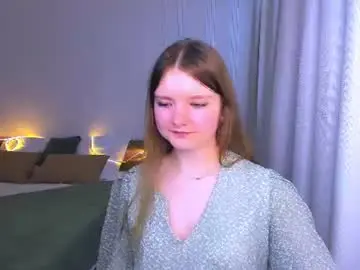 Charminglookeva  live sex cam