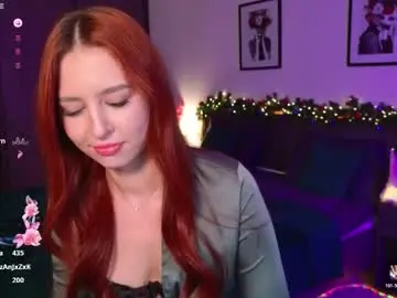 Ellypeach  live sex cam