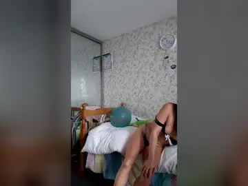 Favouriteveronika  live sex cam