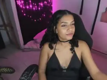 Freaky_lia  live sex cam