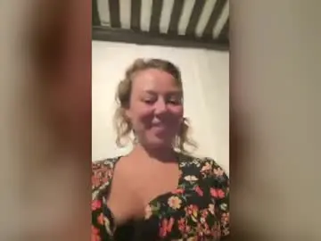 Fuckhard4you  live sex cam
