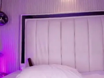 Lovelyeyesx  live sex cam