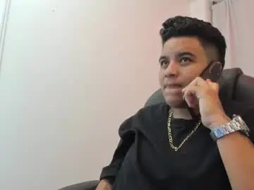 Mathias_ftm_  live sex cam